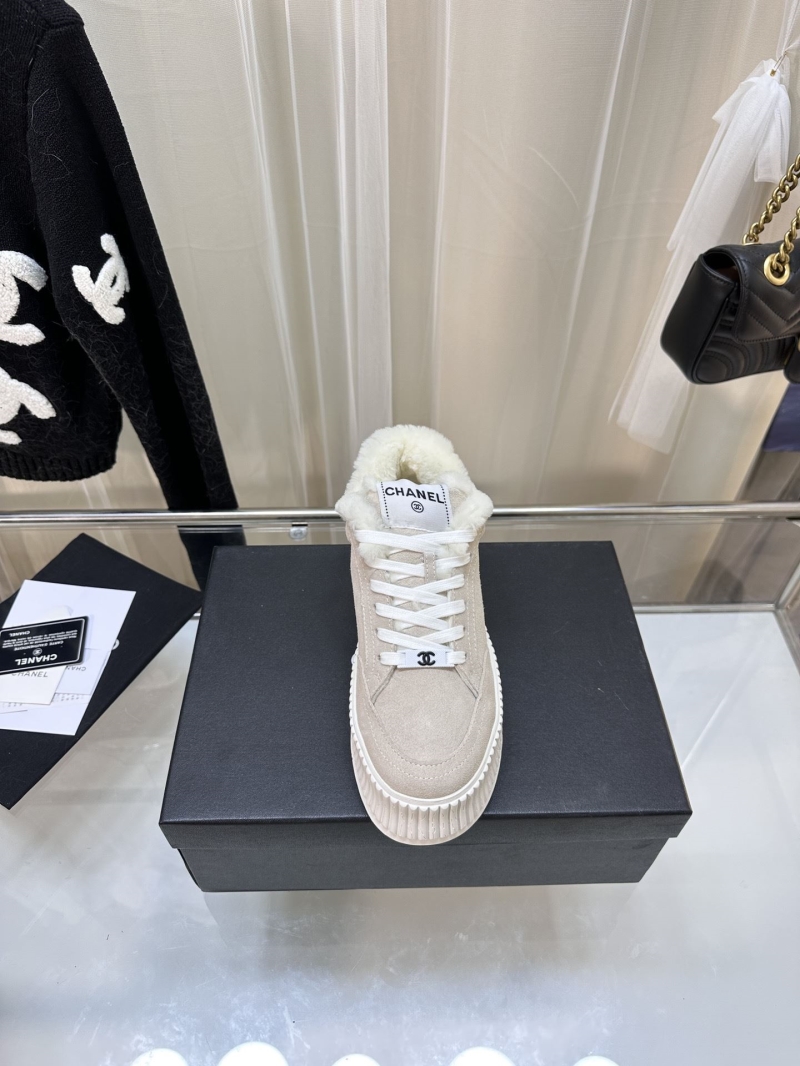 Ch**el sport shoes